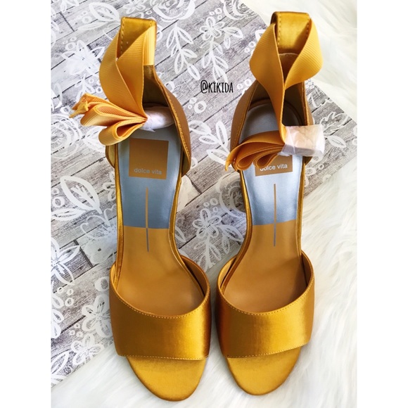 Dolce Vita Satin Heels - Picture 3 of 8